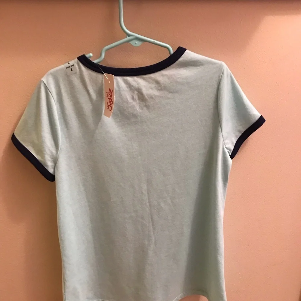 Justice girl’s light green size 7 t-shirt. NWT